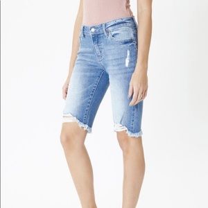 Stretchy Fitted Bermuda Shorts